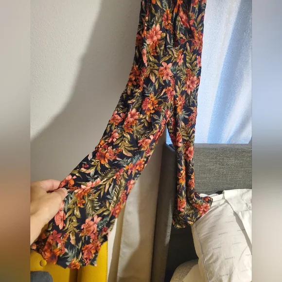 American Eagle Outfitters Multicolor Hawaiian Floral Jumpsuit - Picture 3 of 4